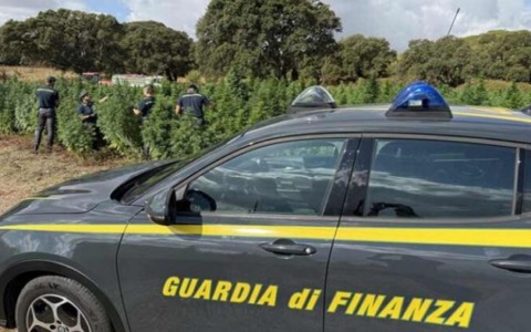Angelini lascia il comando provinciale della Finanza