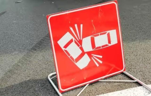 Migliorano le condizioni del 13enne caduto in bici a Parma