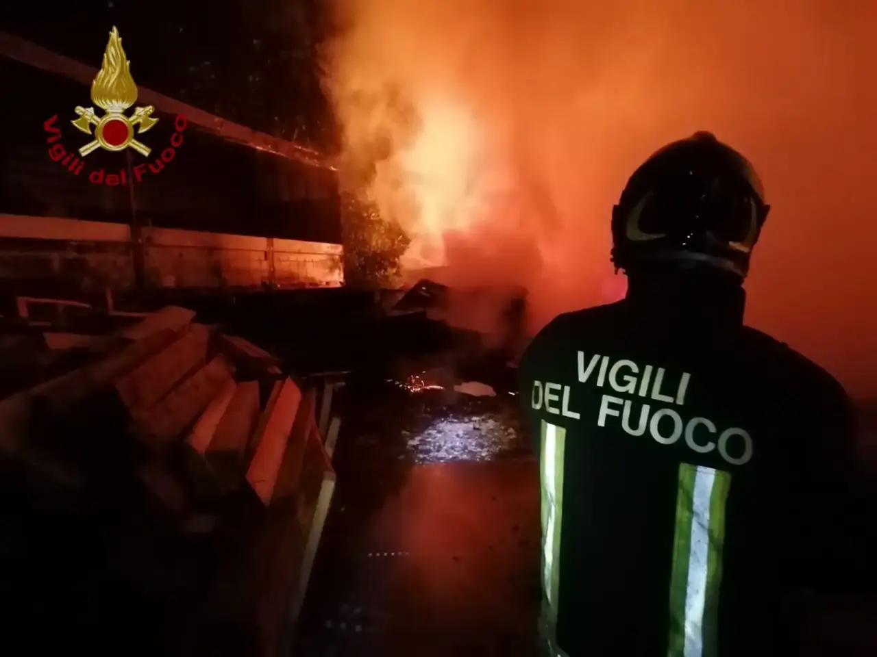 Incendio al ristorante Tramvai, clienti evacuati a Parma
